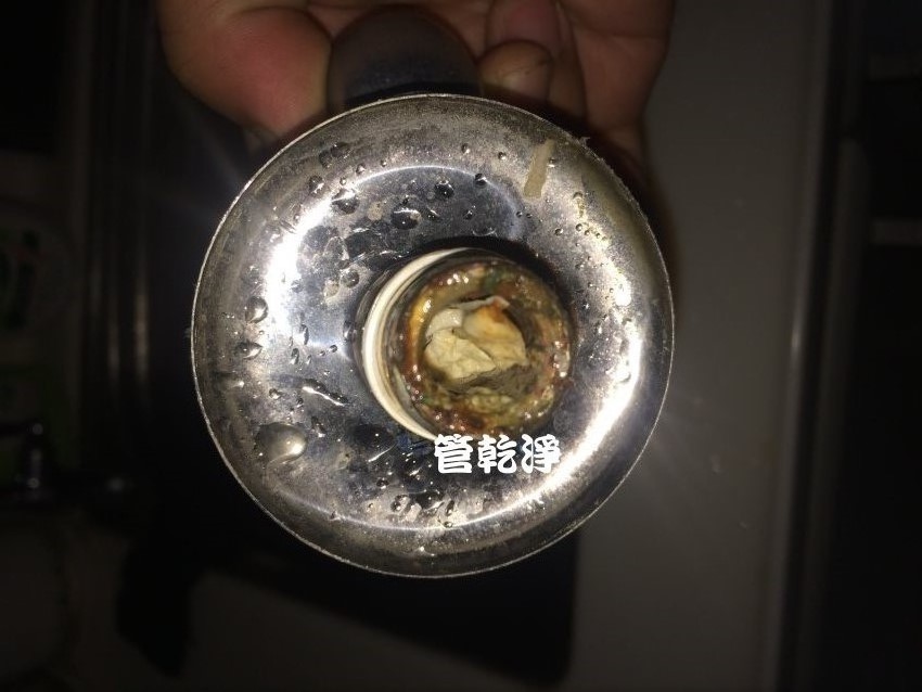 清洗水管, 水管清洗, 熱水管堵塞, 熱水忽冷忽熱, 水管清潔